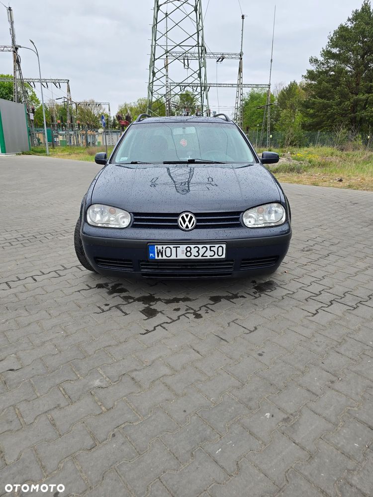 Volkswagen Golf - 3