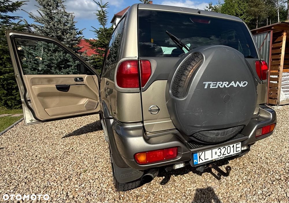 Nissan Terrano 2.7 TDi Comfort - 7
