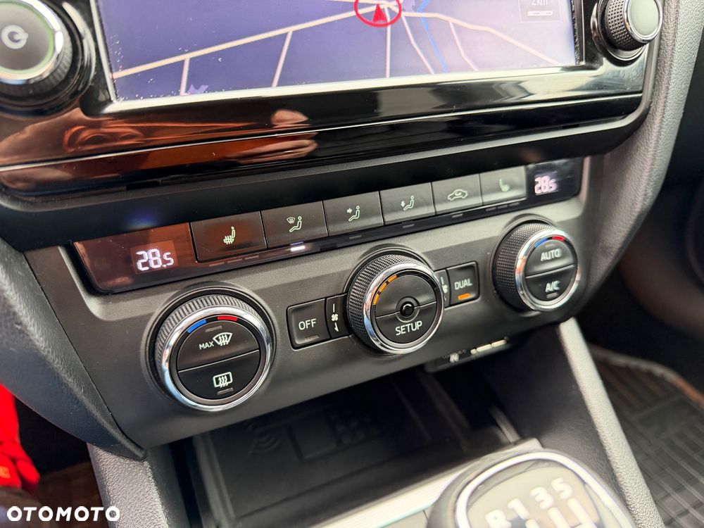 Skoda Octavia 2.0 TDI Sport Edition - 10