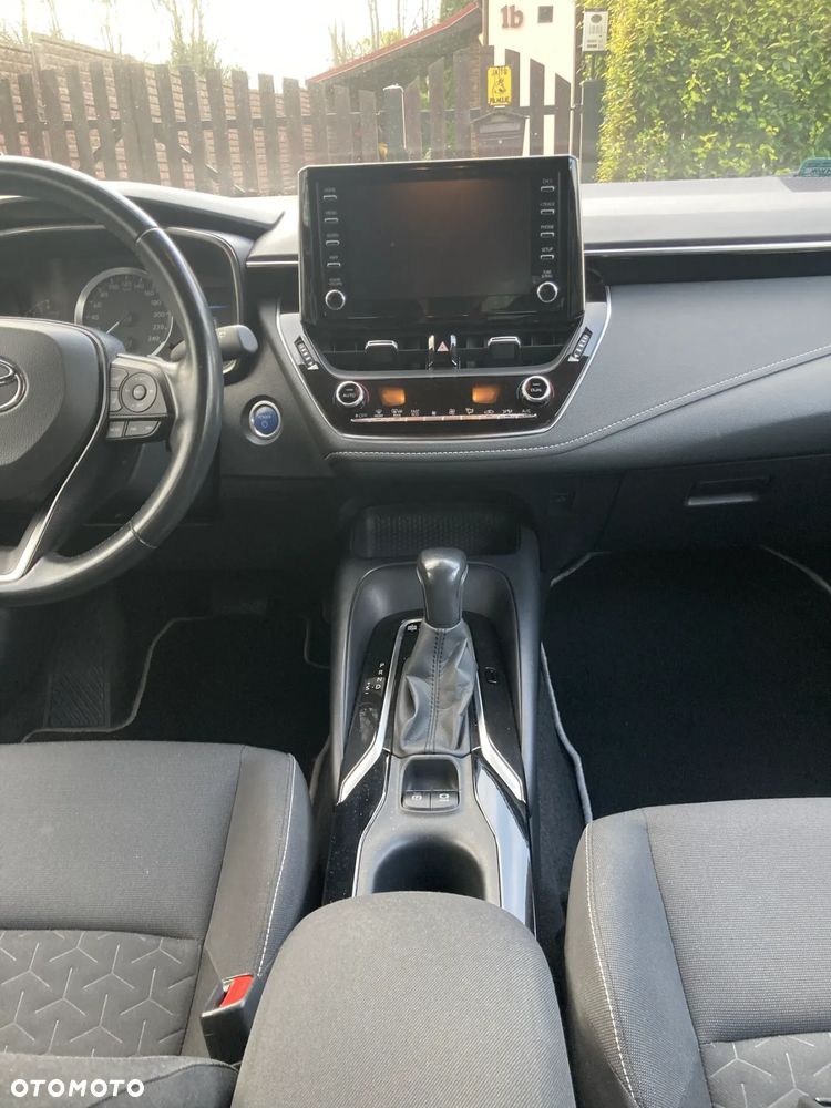 Toyota Corolla 2.0 Hybrid Comfort - 12