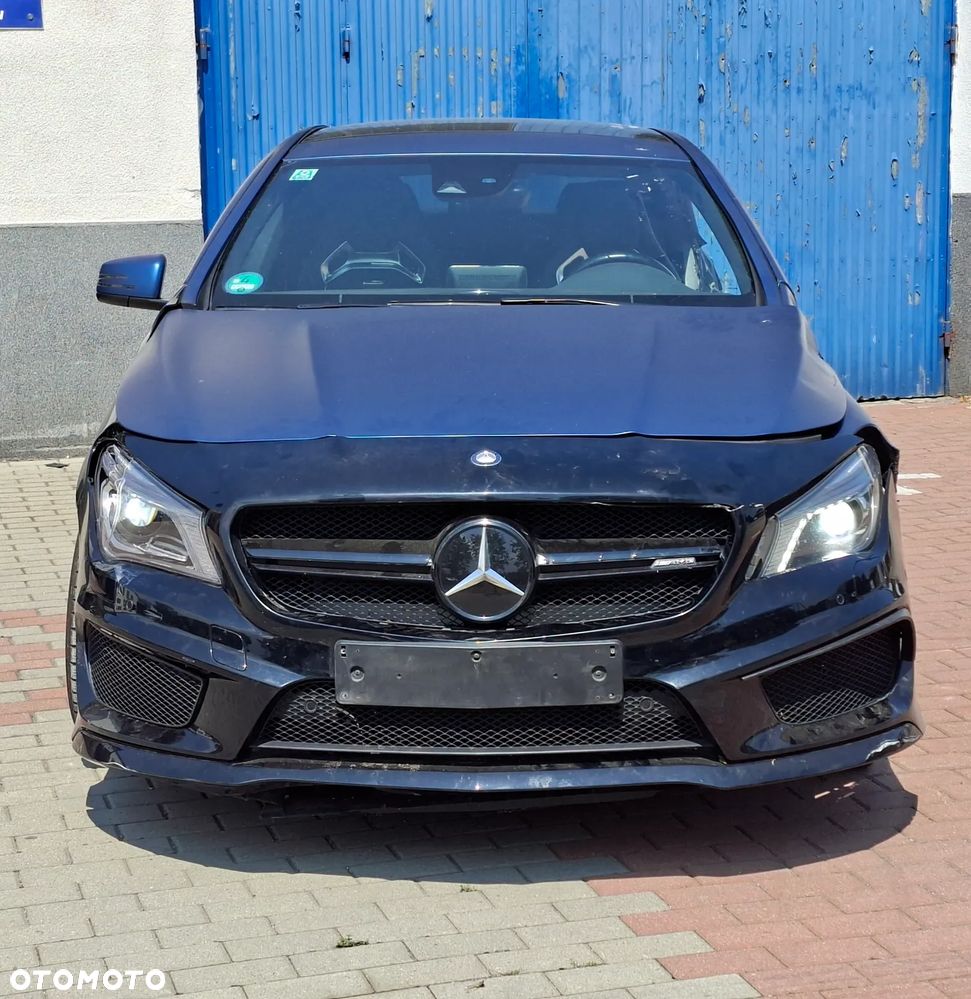 Mercedes-Benz CLA 45 AMG 4Matic 7G-DCT - 9
