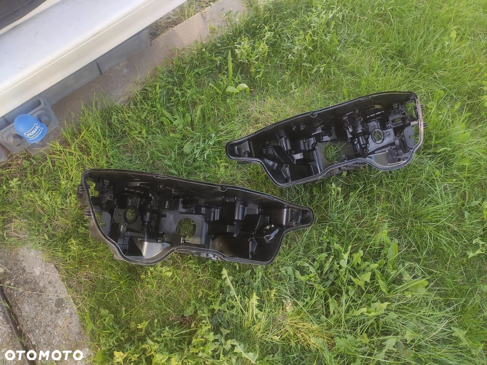 EU Puszka lampy Obudowa Lewa Prawa Audi E-TRON 4KE - 1