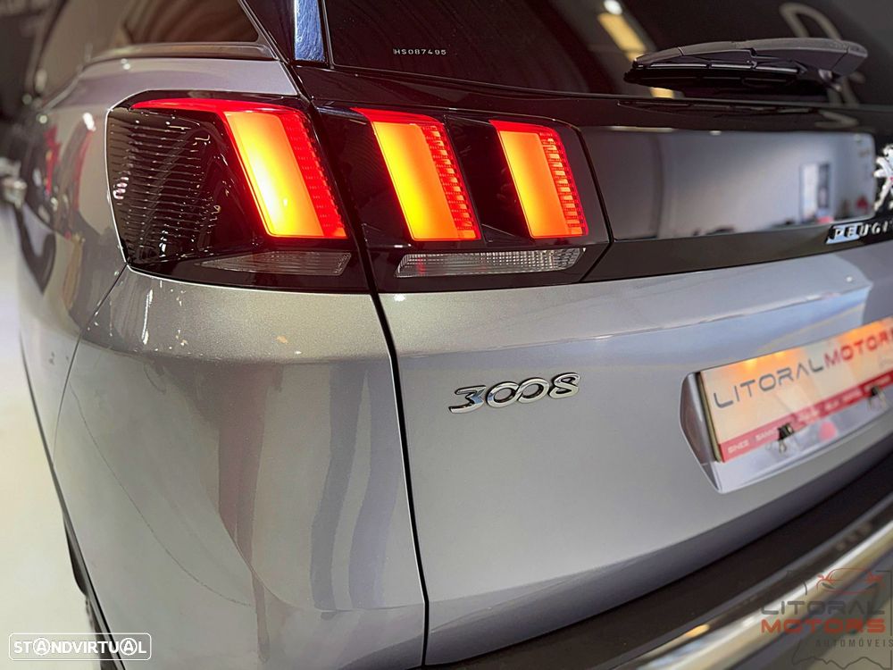Peugeot 3008 1.2 PureTech Allure EAT6 - 8