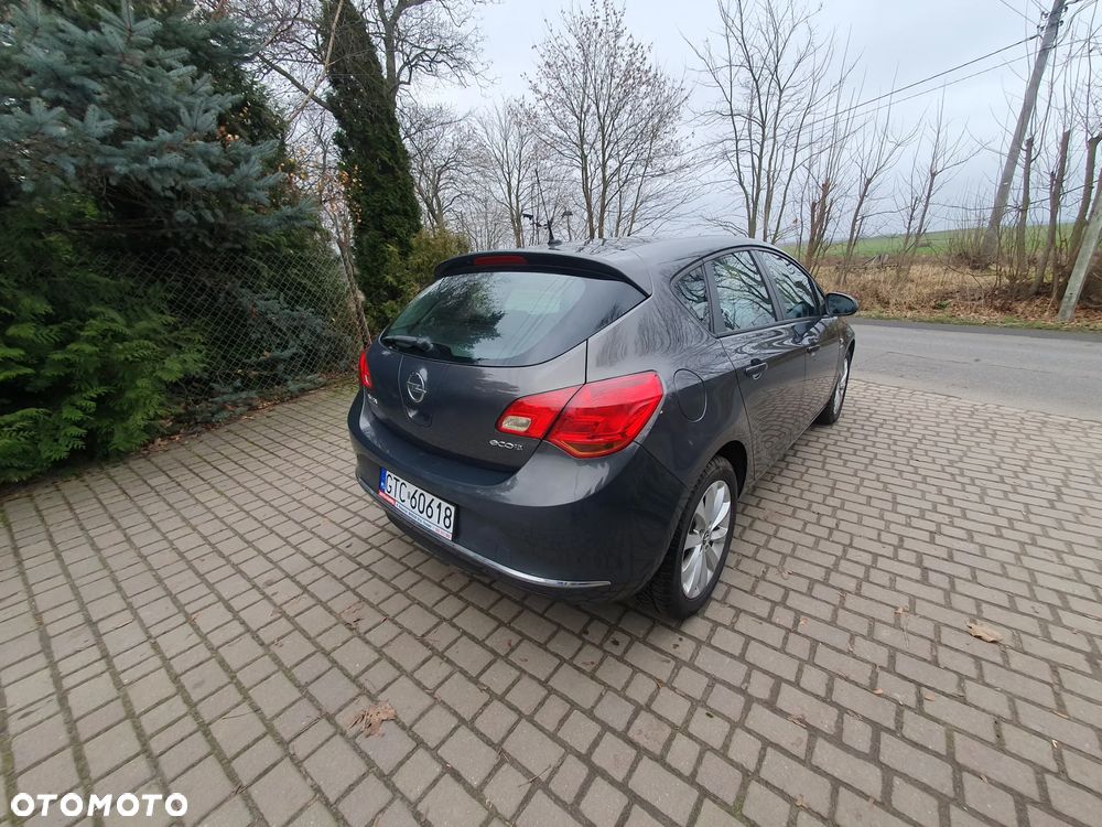Opel Astra 1.7 CDTI DPF Cosmo - 6