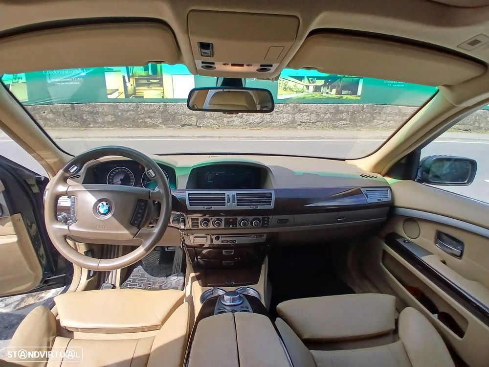 BMW 730 i - 9