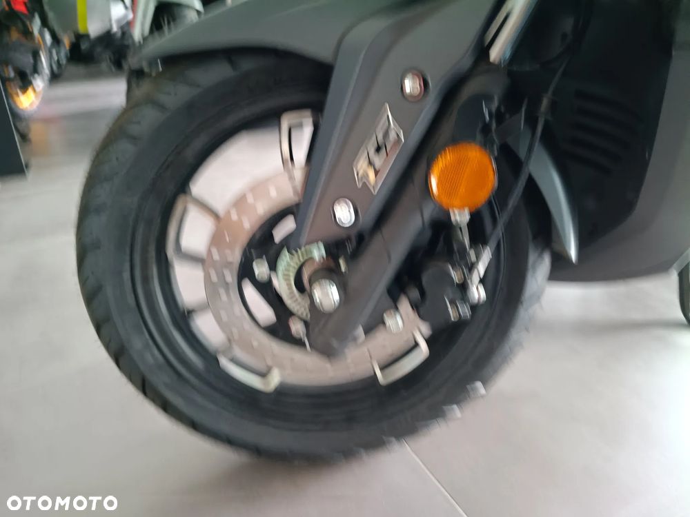 VOGE SR1 - 8