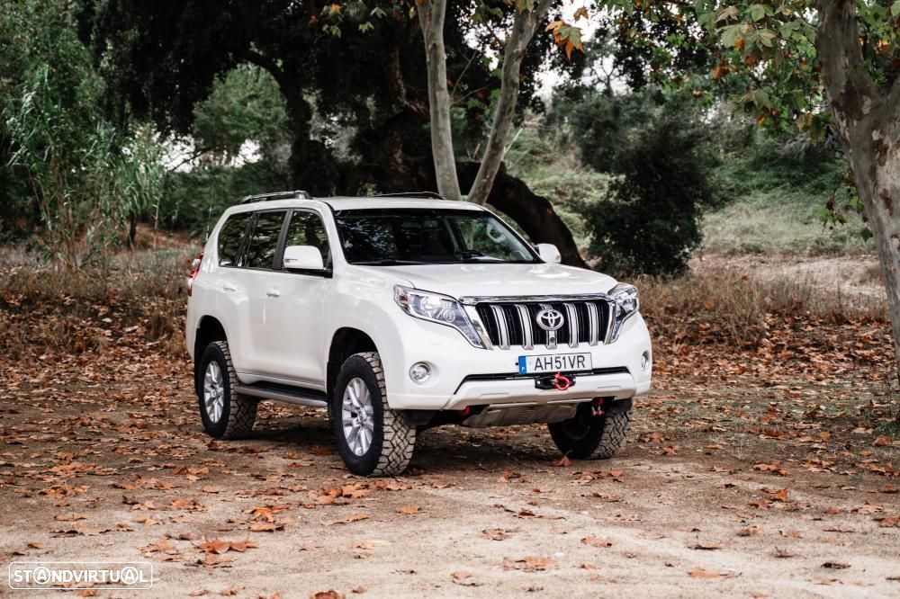 Toyota Land Cruiser Prado - 4