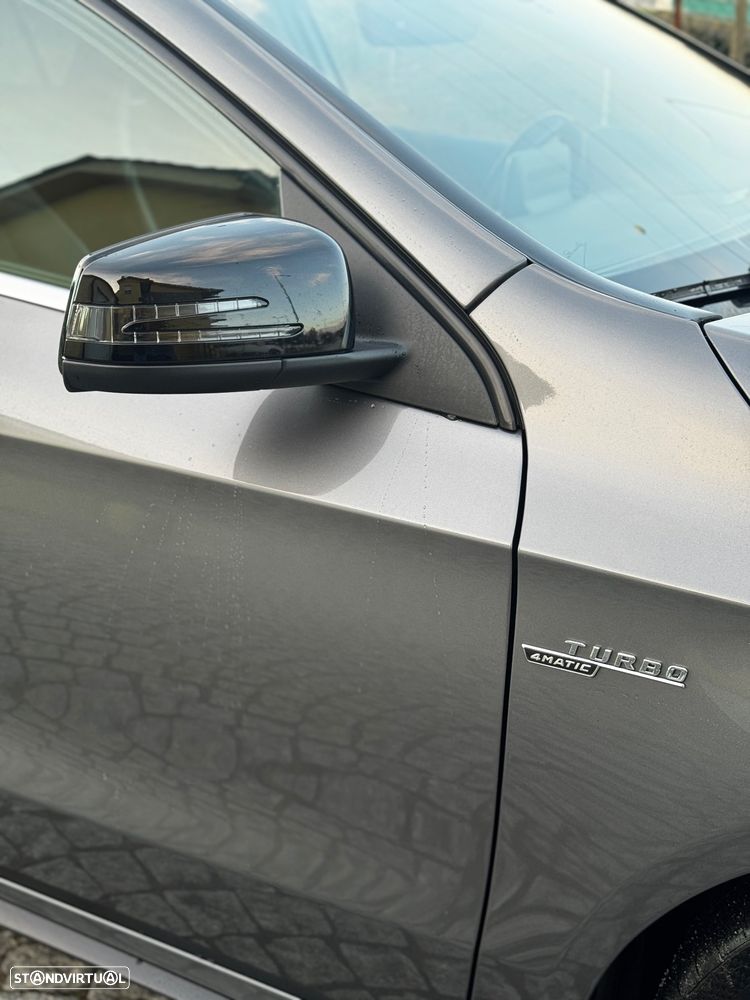 Mercedes-Benz A 45 AMG 4Matic Speedshift 7G-DCT - 11