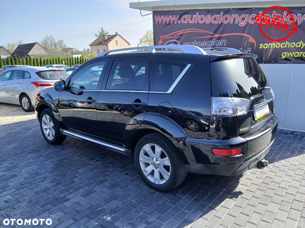 Mitsubishi Outlander - 13