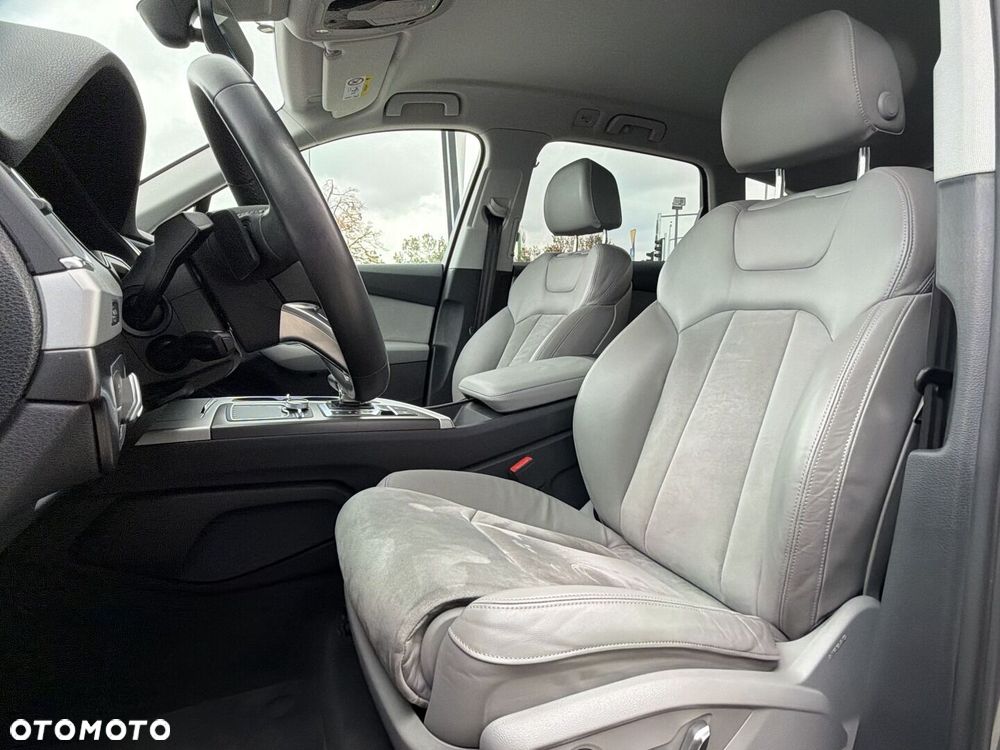 Audi Q7 - 15