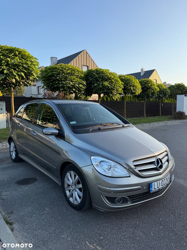 Mercedes-Benz Klasa B - 1