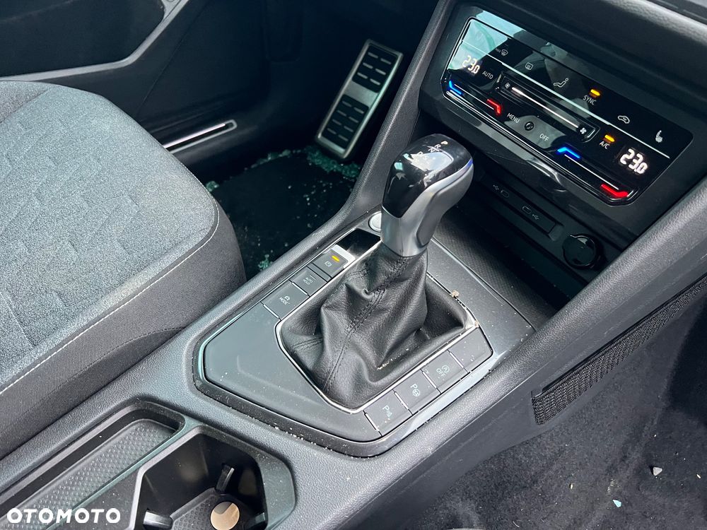 Volkswagen Tiguan 1.5 TSI OPF DSG Move - 25