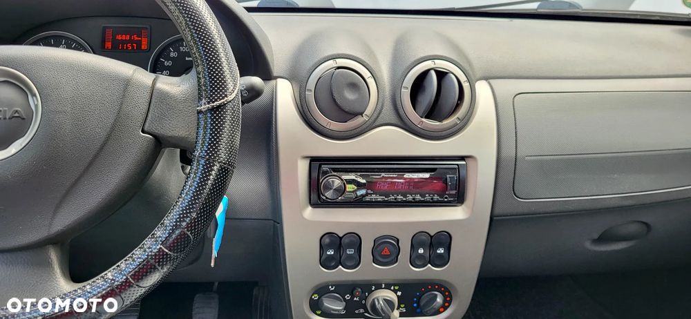Dacia Sandero Stepway 1.6 - 21
