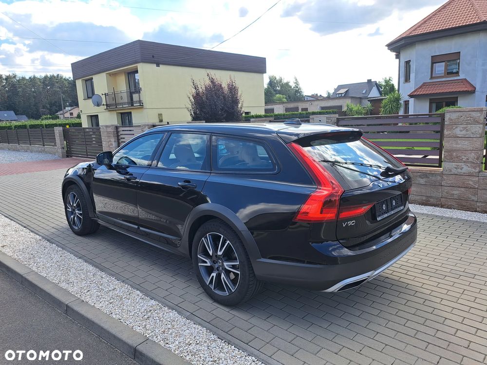 Volvo V90 Cross Country T5 AWD Geartronic - 3