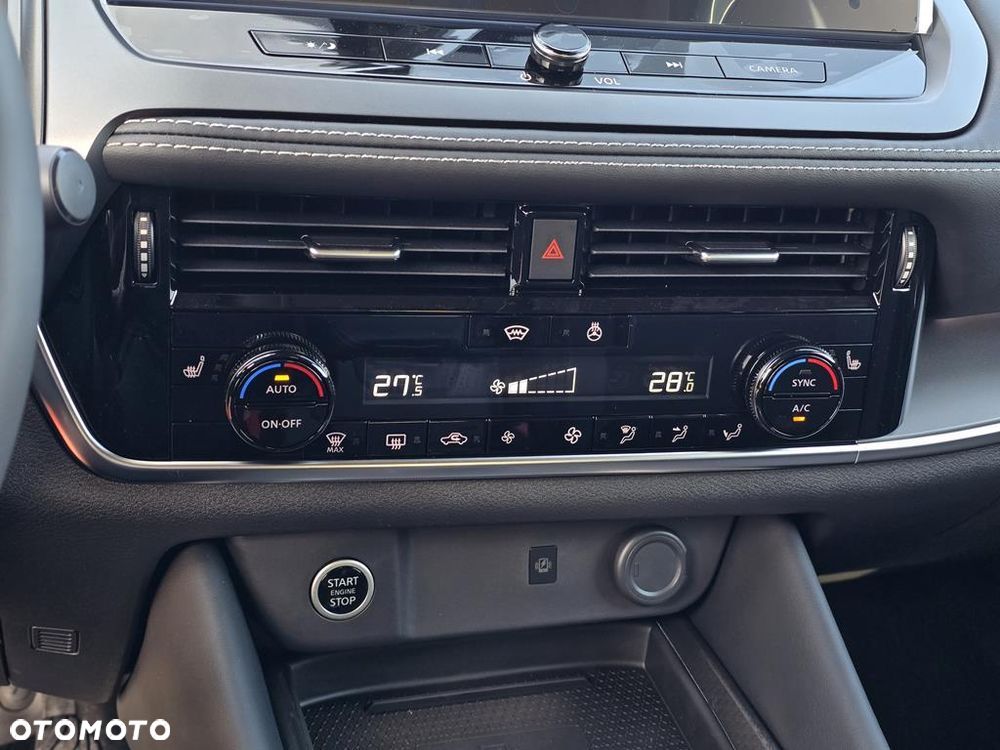 Nissan Qashqai 1.3 DIG-T MHEV N-Connecta Xtronic - 16