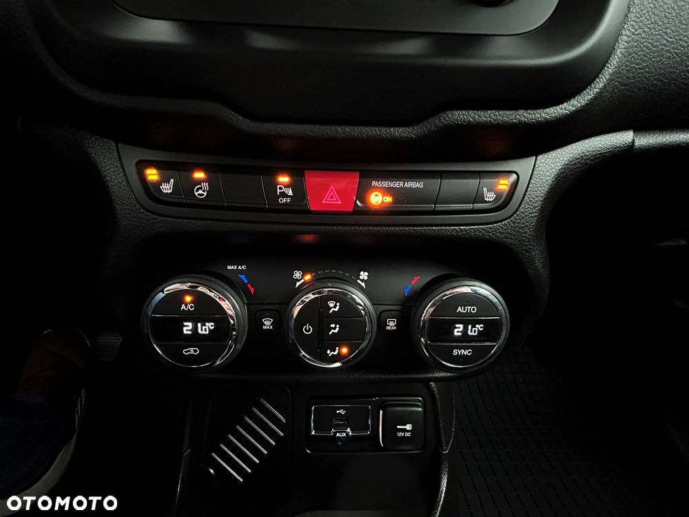 Jeep Renegade 1.4 MultiAir Longitude FWD S&S - 25