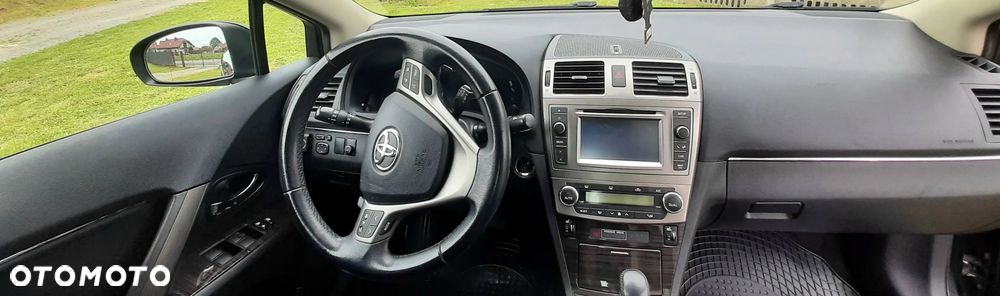 Toyota Avensis 1.8 Sol plus - 4
