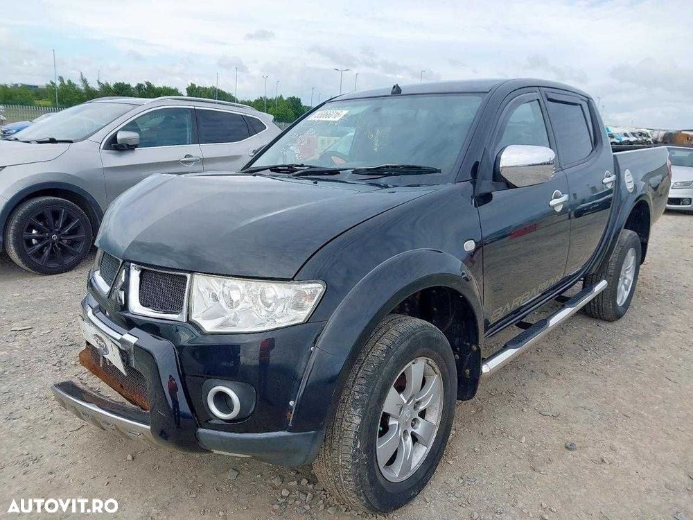 Dezmembrez Mitsubishi L200 2.5 Diesel 2010 - 1