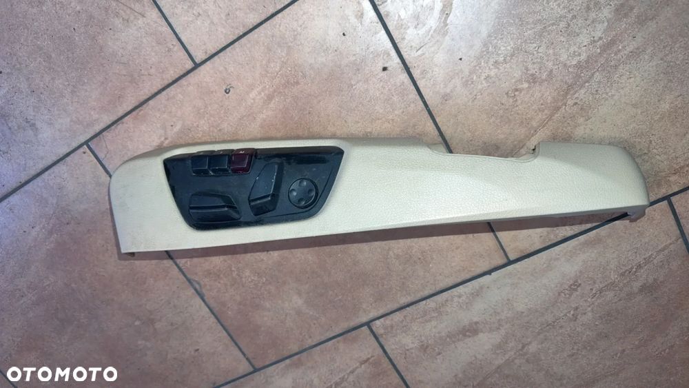 PRZEŁĄCZNIK REGULACJI FOTELA KIEROWCY F20 F30 9276621 - 1