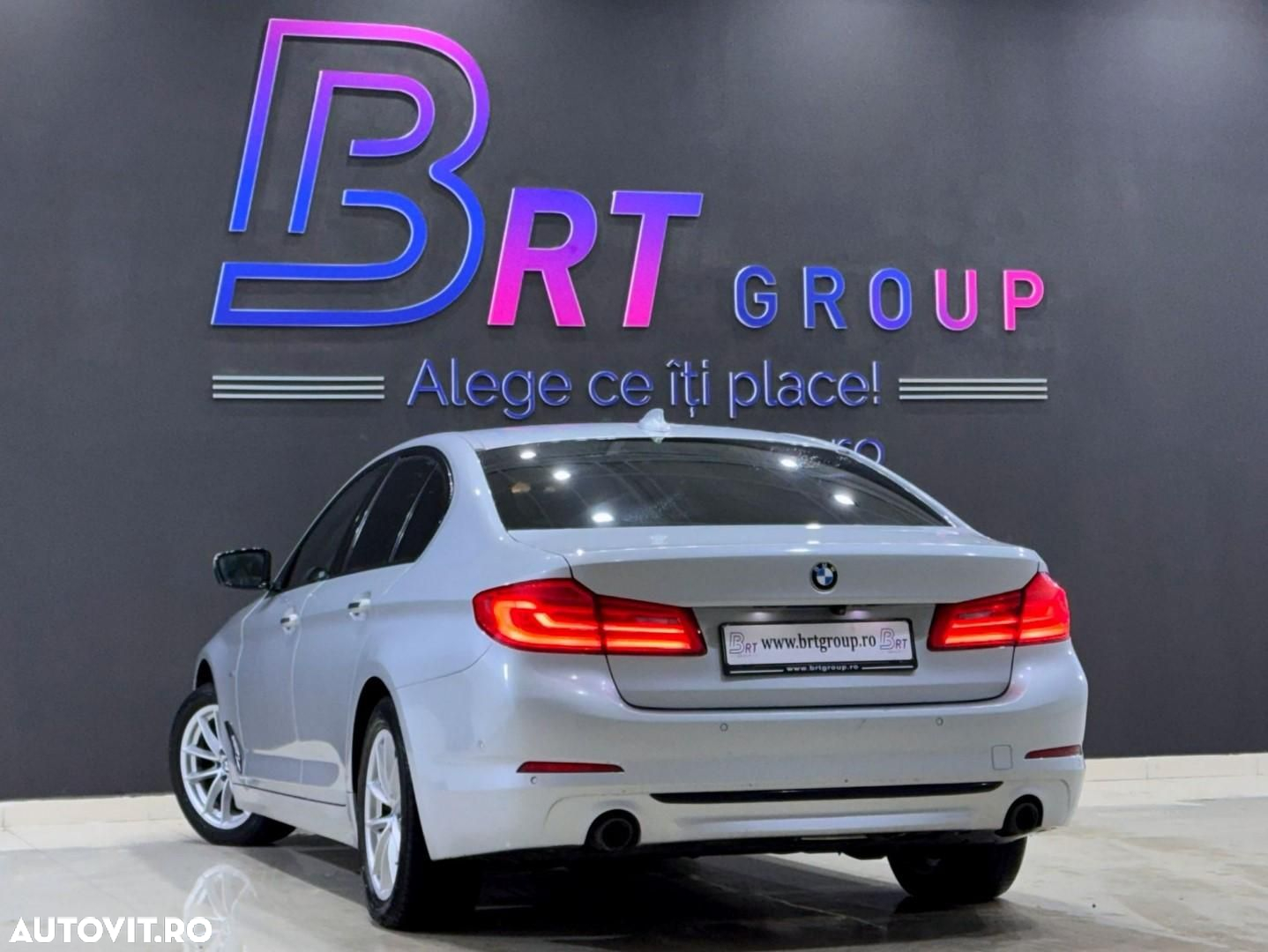 BMW Seria 5 520d Aut. Sport Line - 4