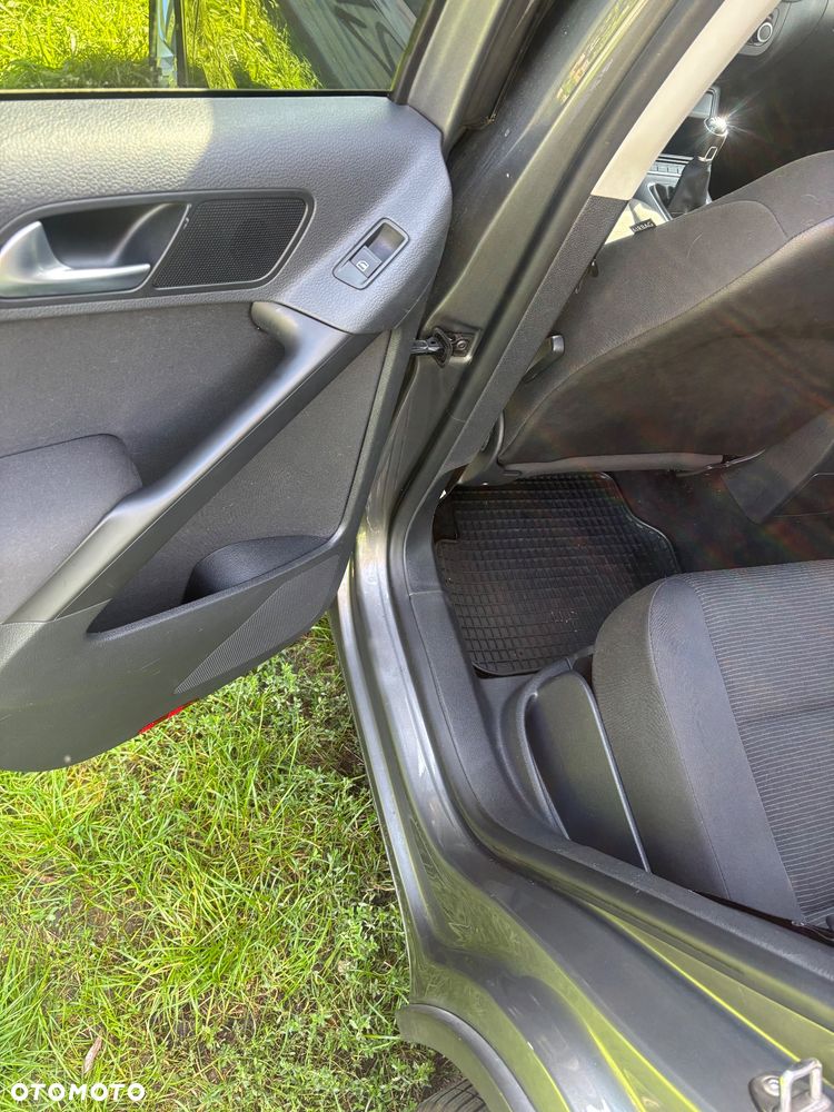 Volkswagen Tiguan - 18
