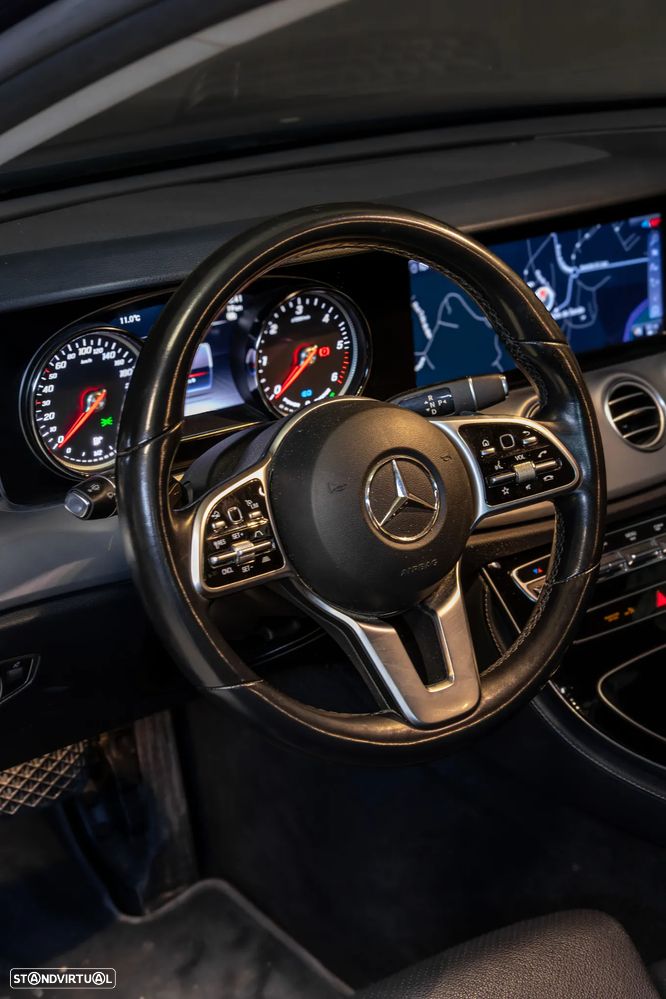 Mercedes-Benz E 300 9G-TRONIC Exclusive - 10