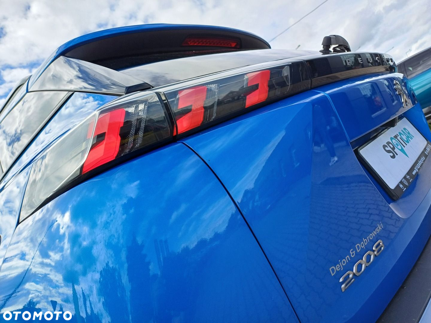 Peugeot 2008 1.2 PureTech Allure Pack S&S EAT8 - 11