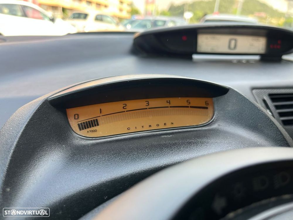 Citroën C4 1.6 HDi VTR Pack - 19