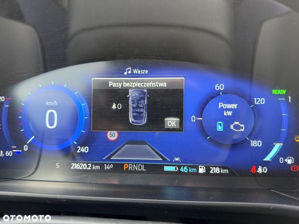 Ford Kuga 2.5 Duratec PHEV ST-LINE - 28