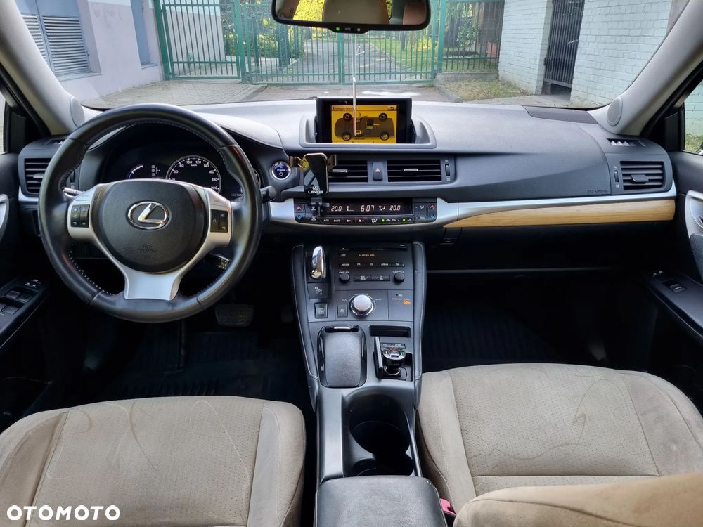 Lexus CT 200h Comfort - 11