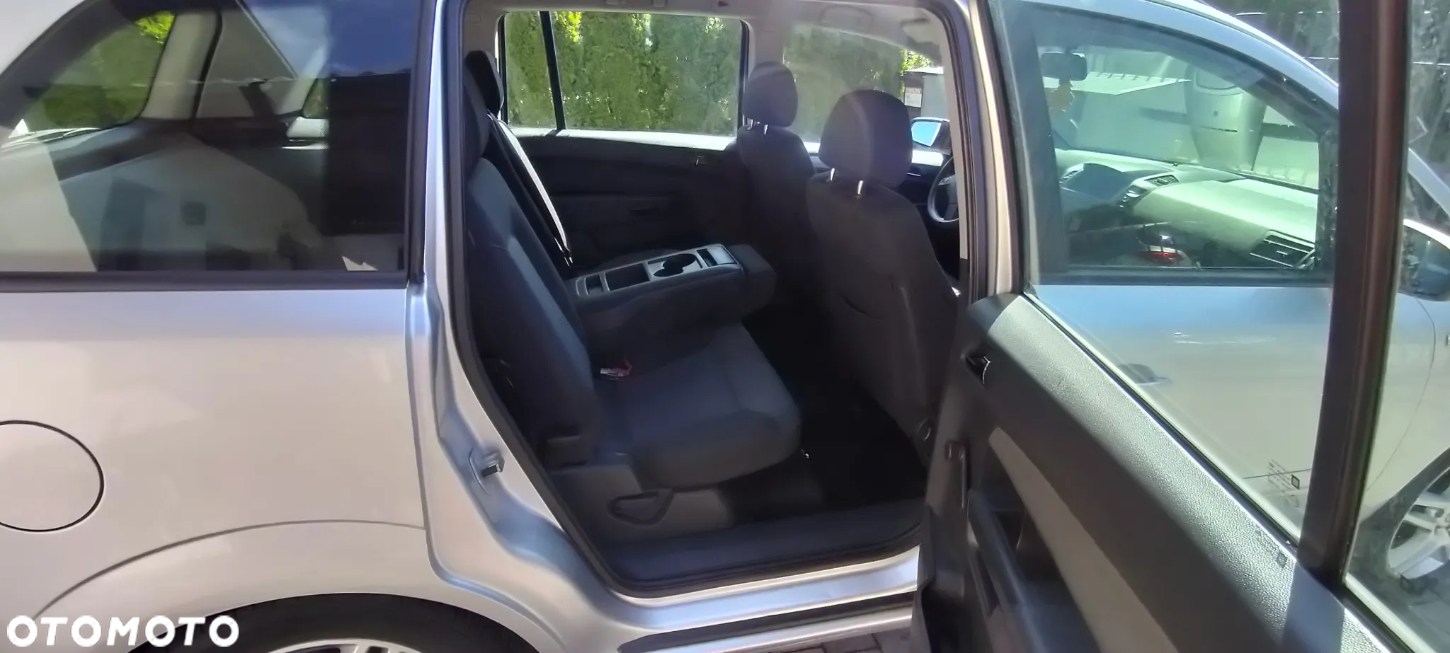 Opel Zafira - 22