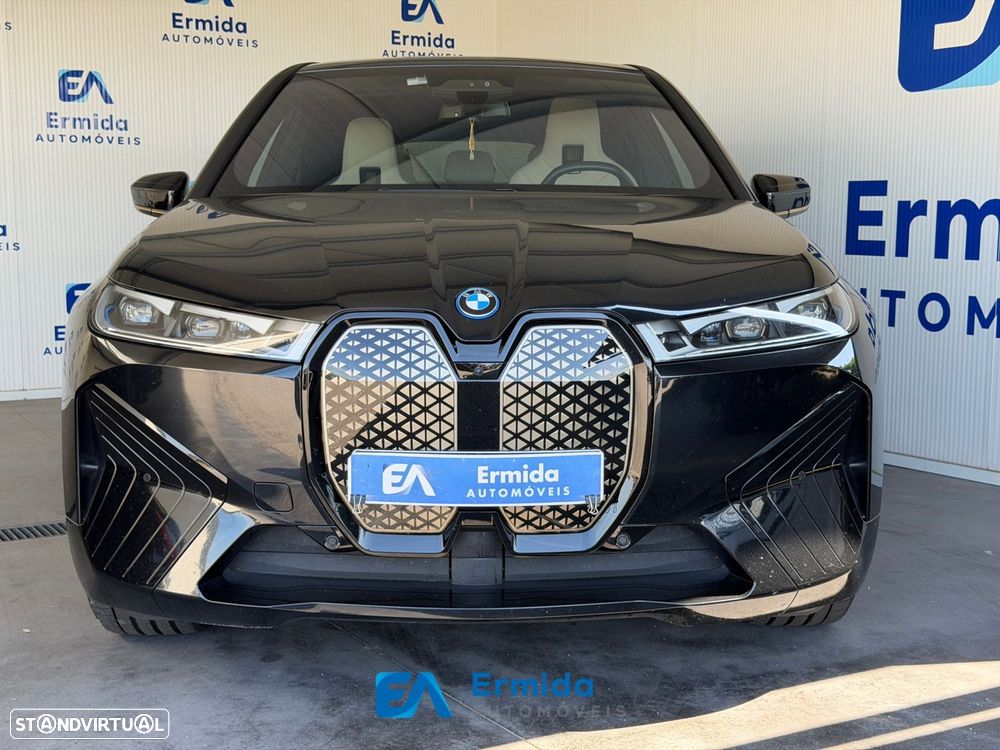 BMW iX xDrive 40 Pack Desportivo - 3