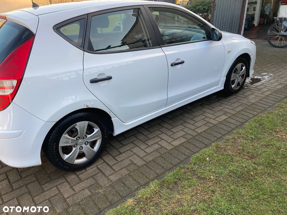 Hyundai i30 1.4 Blue Comfort - 2