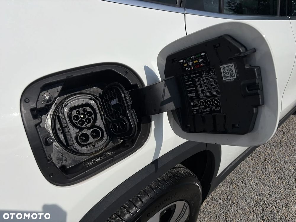 Mercedes-Benz EQA 250+ 70.5kWh Progressive - 27
