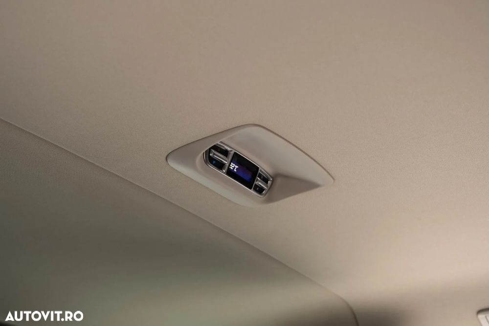 Mercedes-Benz V 300 d Extralang 4Matic 9G-TRONIC Avantgarde Edition Edition 19 - 36