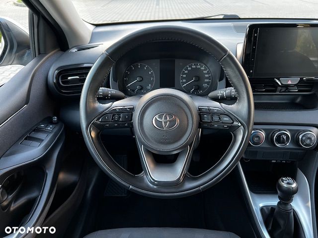 Toyota Yaris - 7
