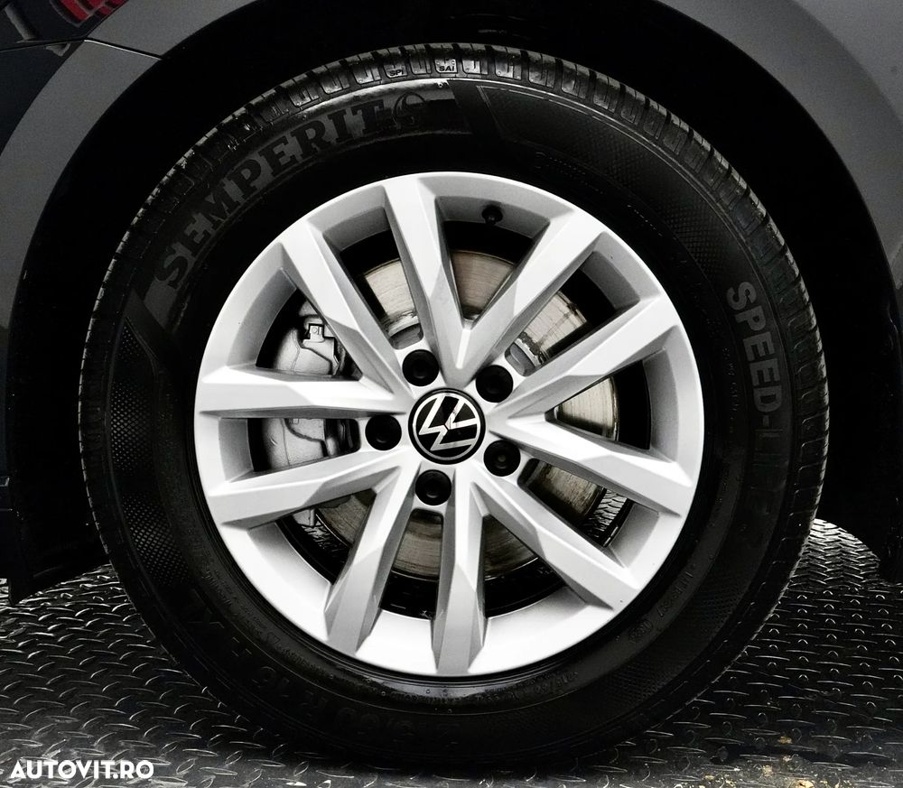 Volkswagen Passat 2.0 TDI DSG Comfortline - 33