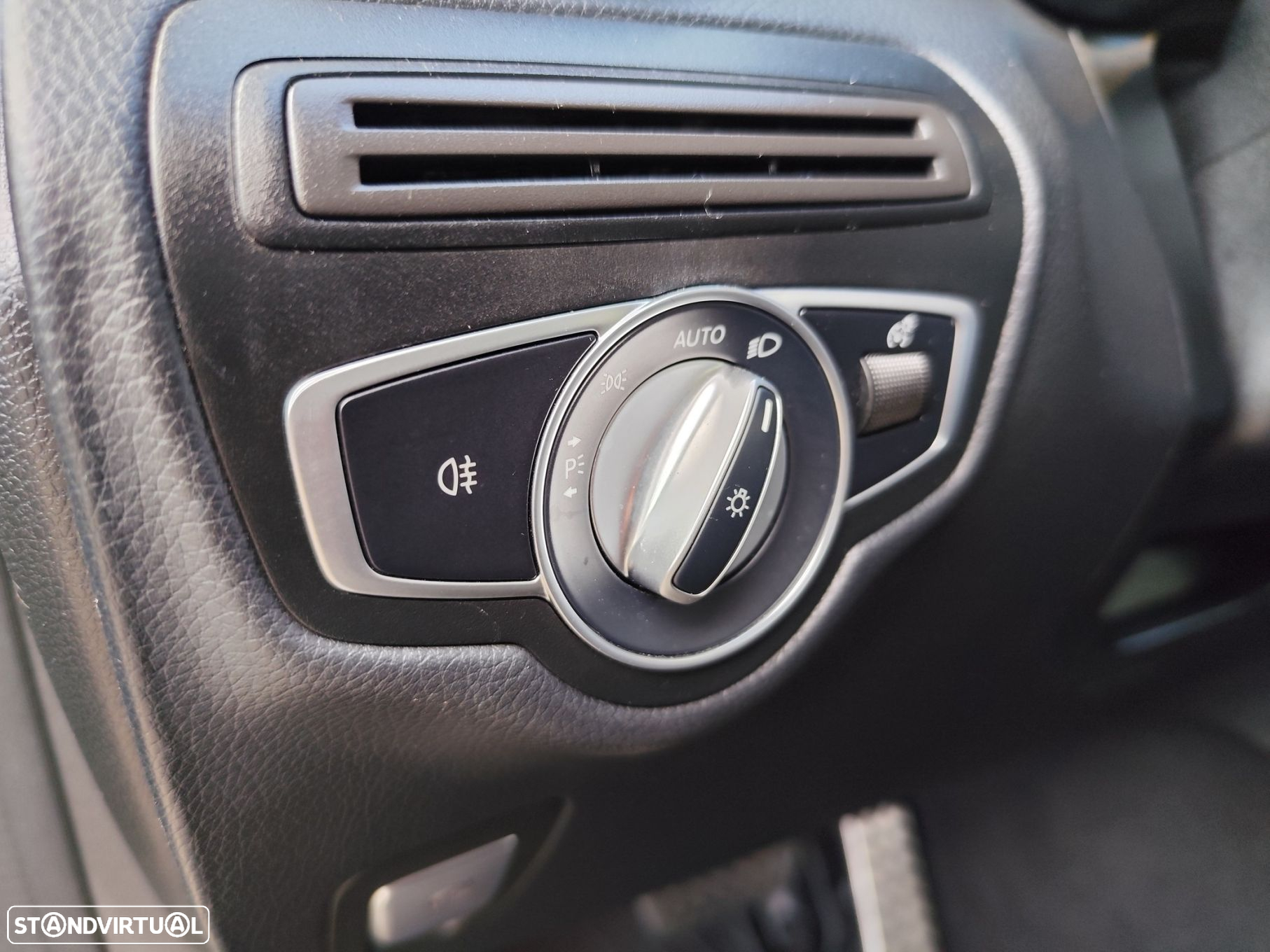 Mercedes-Benz GLC 300 de 4Matic 9G-TRONIC AMG Line - 44