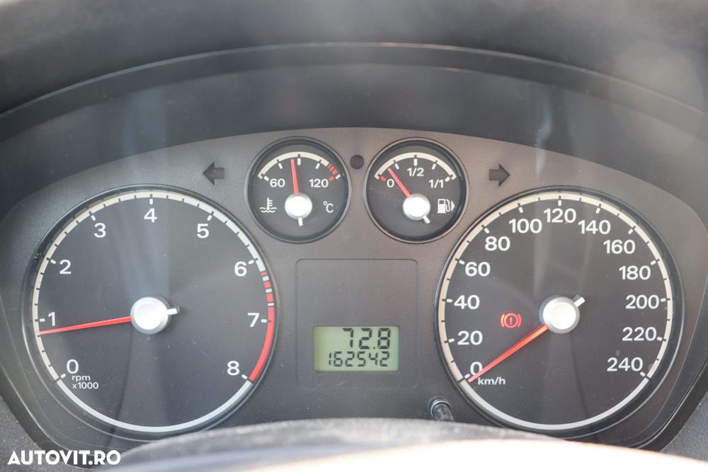 Ford Focus 1.4i Ambiente - 10