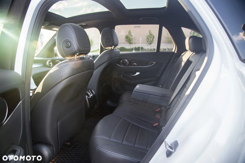 Mercedes-Benz GLC 300 4Matic 9G-TRONIC - 14