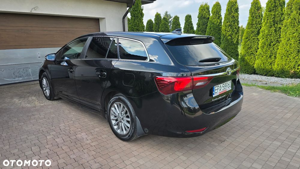 Toyota Avensis - 6