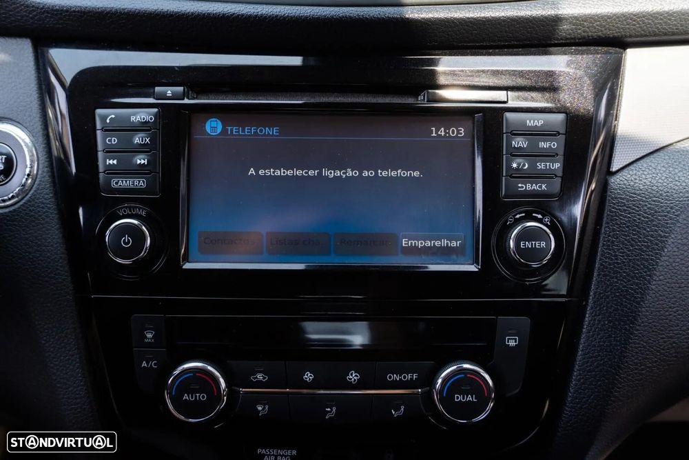 Nissan Qashqai 1.5 dCi N-Connecta J18 - 17