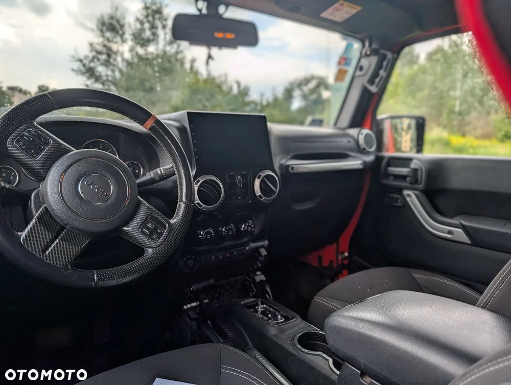 Jeep Wrangler 2.8 CRD Unlim Rubicon - 13