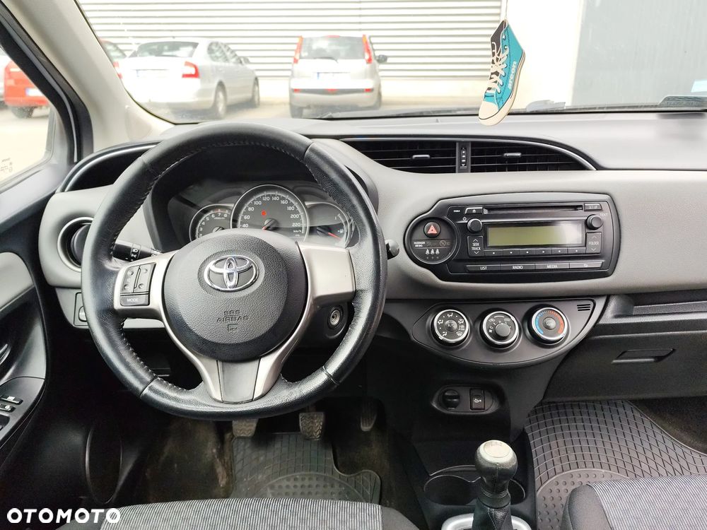 Toyota Yaris 1.0 Active - 13