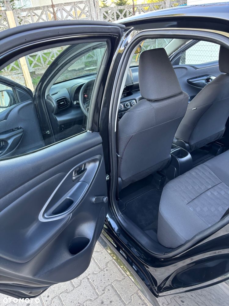 Toyota Yaris 1.5 Comfort - 17