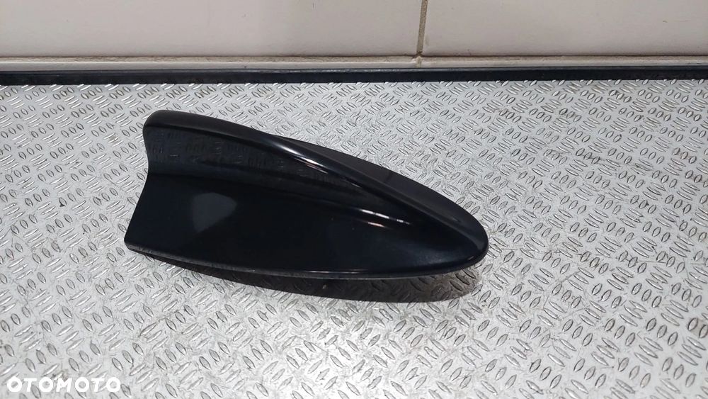ANTENA DACHOWA REKINEK BMW E90 NR 30000777 - 2