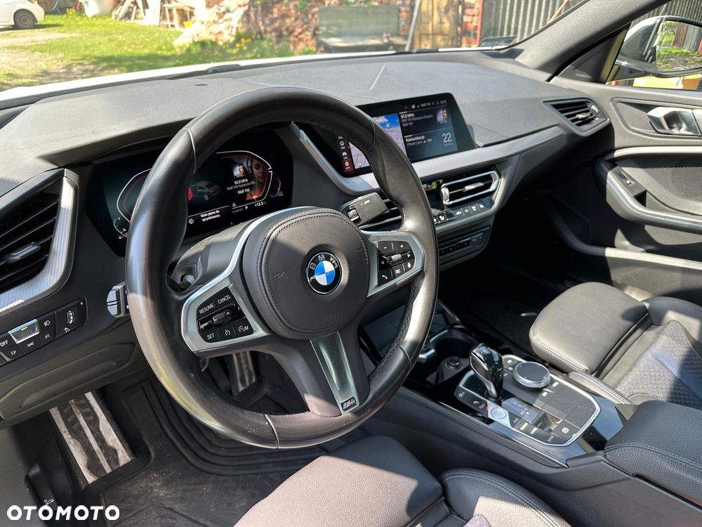 BMW Seria 2 218i M Sport - 5