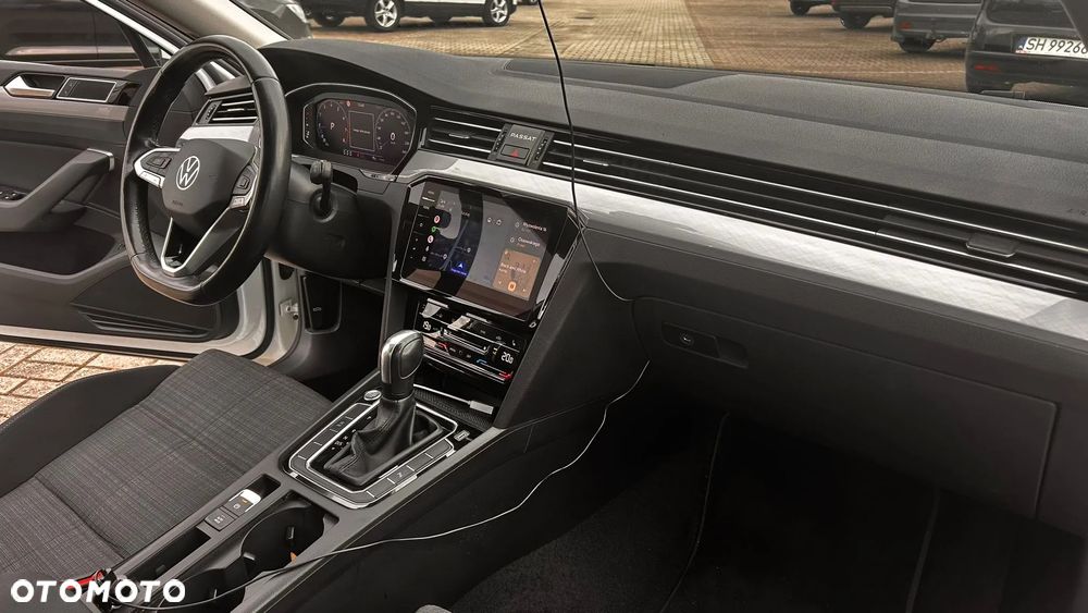Volkswagen Passat 2.0 TSI Elegance DSG - 12