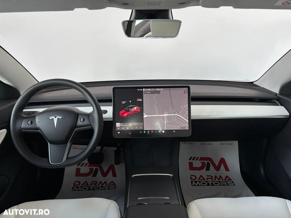 Tesla Model 3 Standard Reichweite Plus Hinterradantrieb - 11