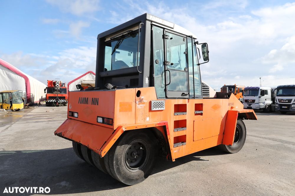 Ammann AP 240 - 3